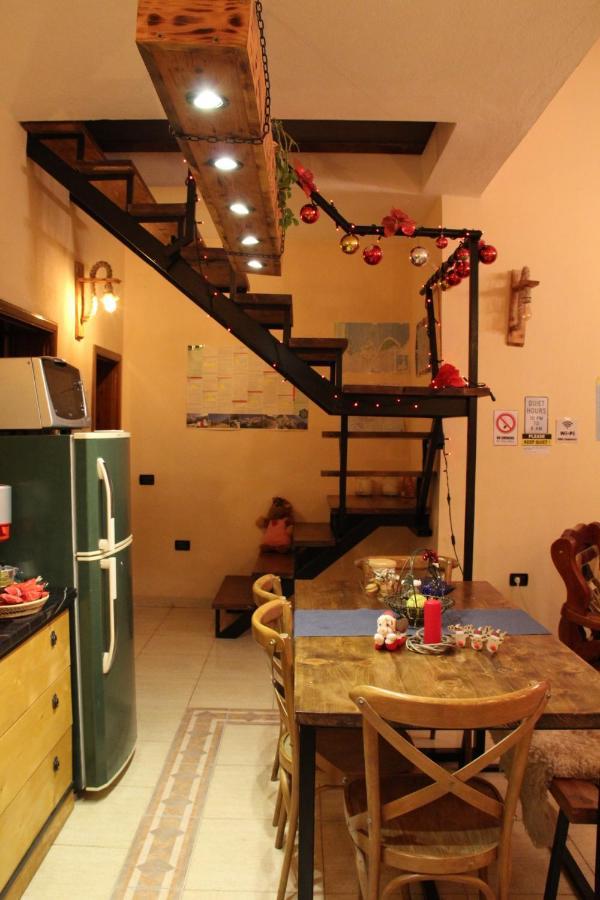 Cozy Big Apartment With Balcony ティラナ エクステリア 写真