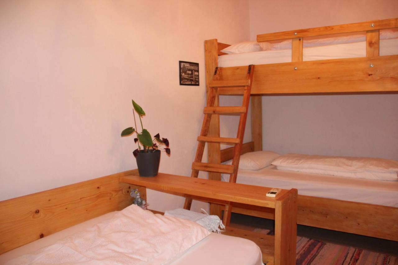 Cozy Big Apartment With Balcony ティラナ エクステリア 写真