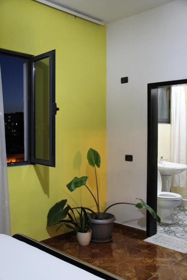 Cozy Big Apartment With Balcony ティラナ エクステリア 写真