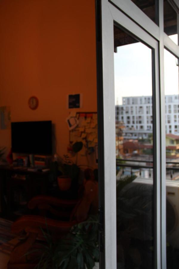 Cozy Big Apartment With Balcony ティラナ エクステリア 写真