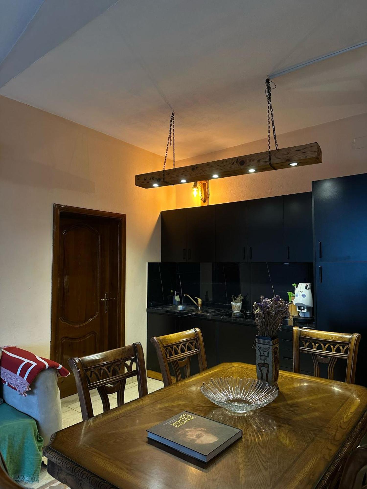 Cozy Big Apartment With Balcony ティラナ エクステリア 写真