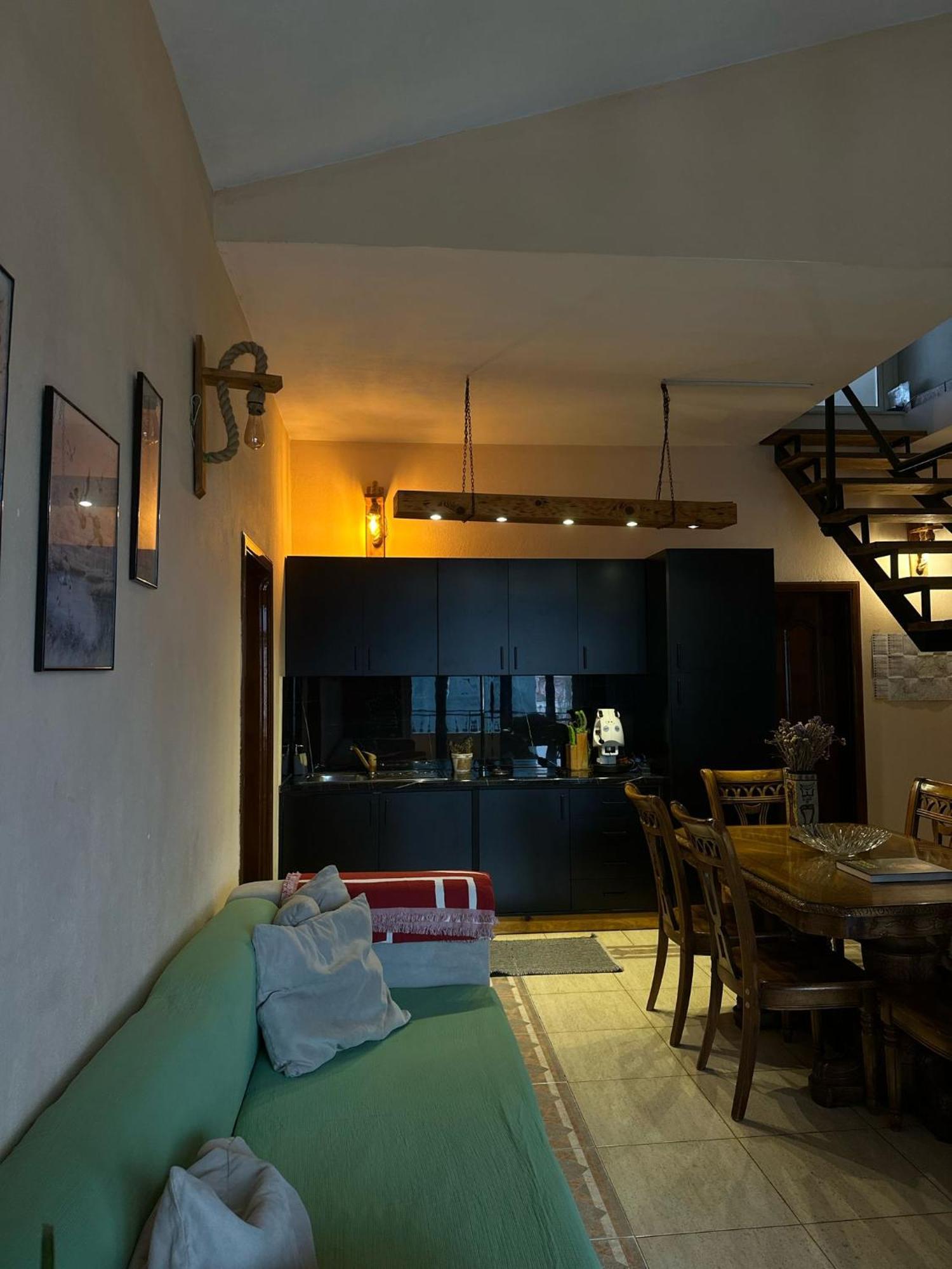 Cozy Big Apartment With Balcony ティラナ エクステリア 写真