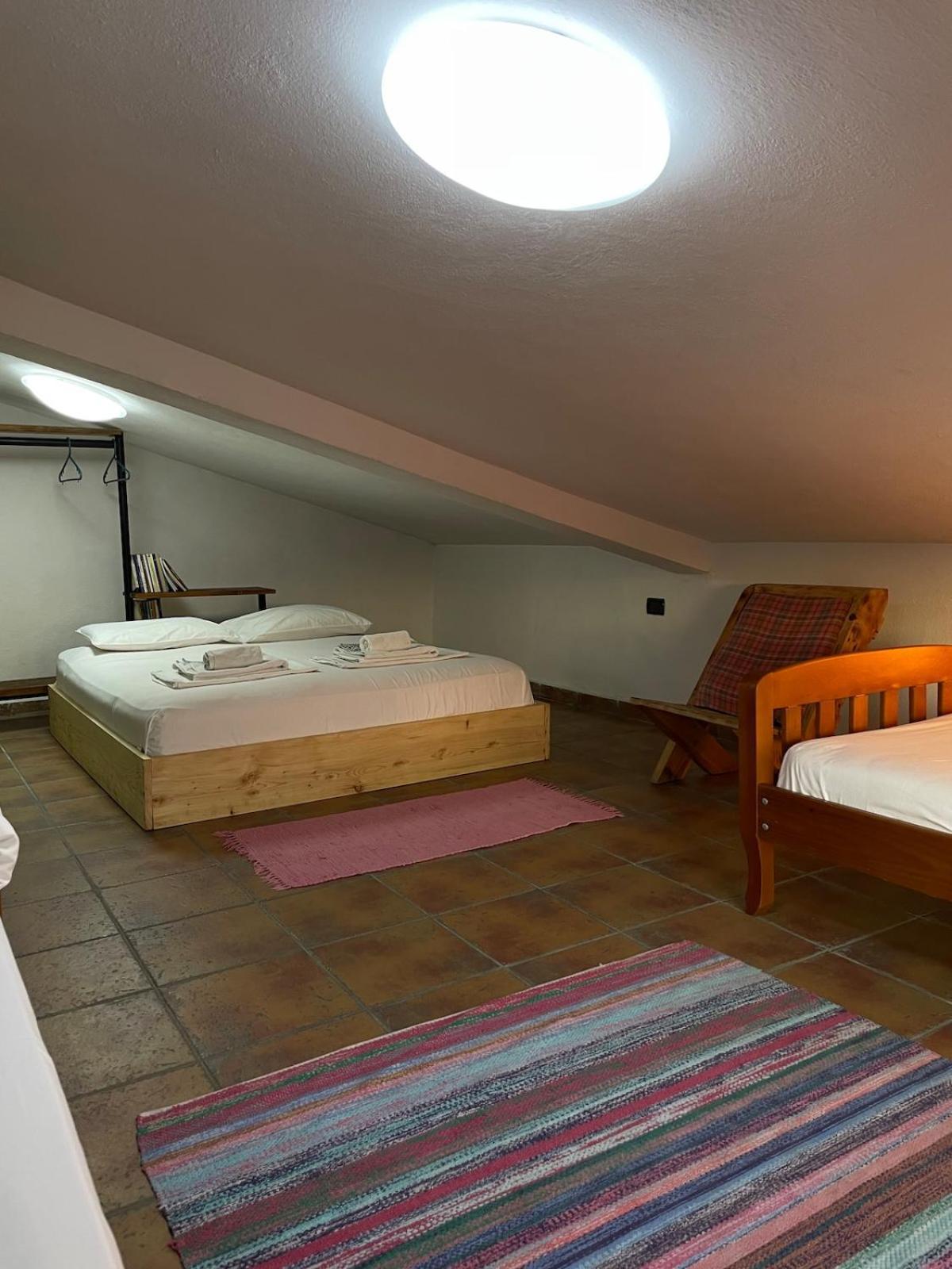 Cozy Big Apartment With Balcony ティラナ エクステリア 写真